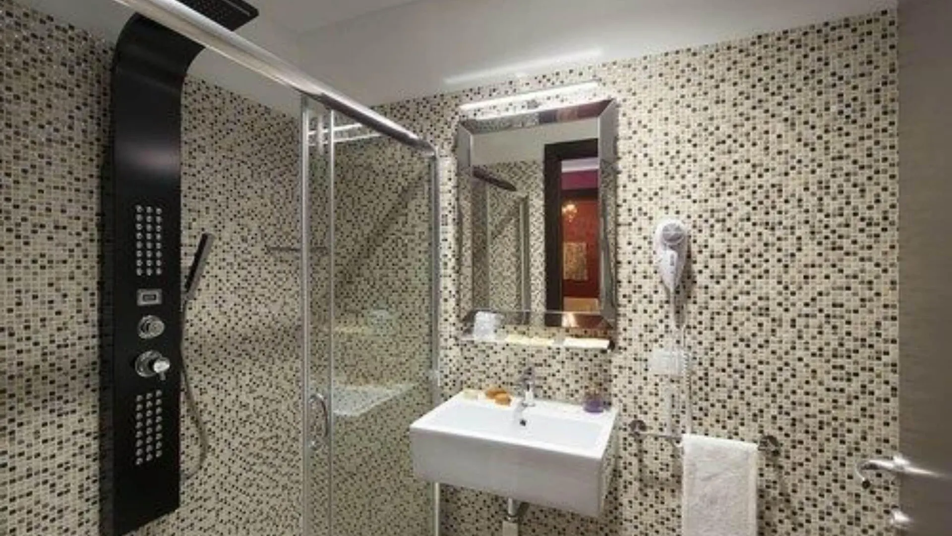 Oasi Village Hotel Milan 3*,  Italy