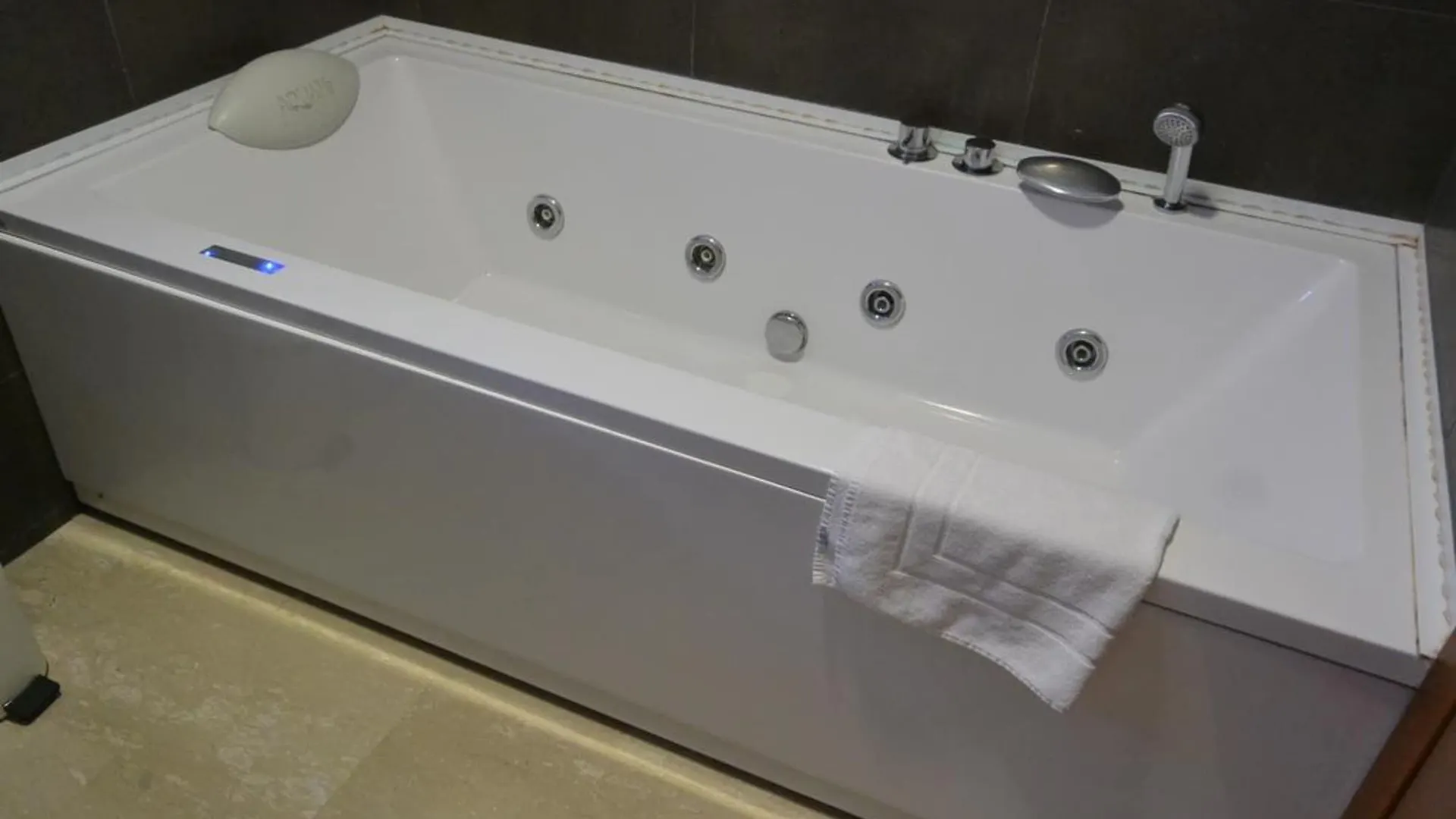 Oasi Village Hotel Milan
