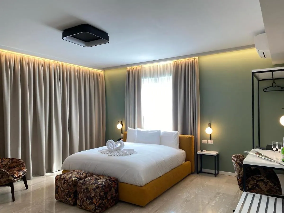 Oasi Village Hotel Milan